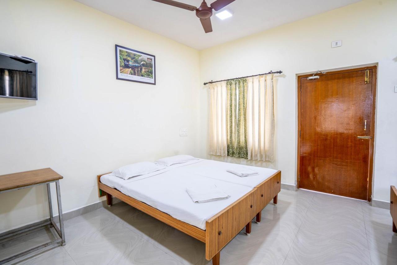 Hotel Tamilnadu - Thirukadaiyur Tirukkadaiyur Екстер'єр фото